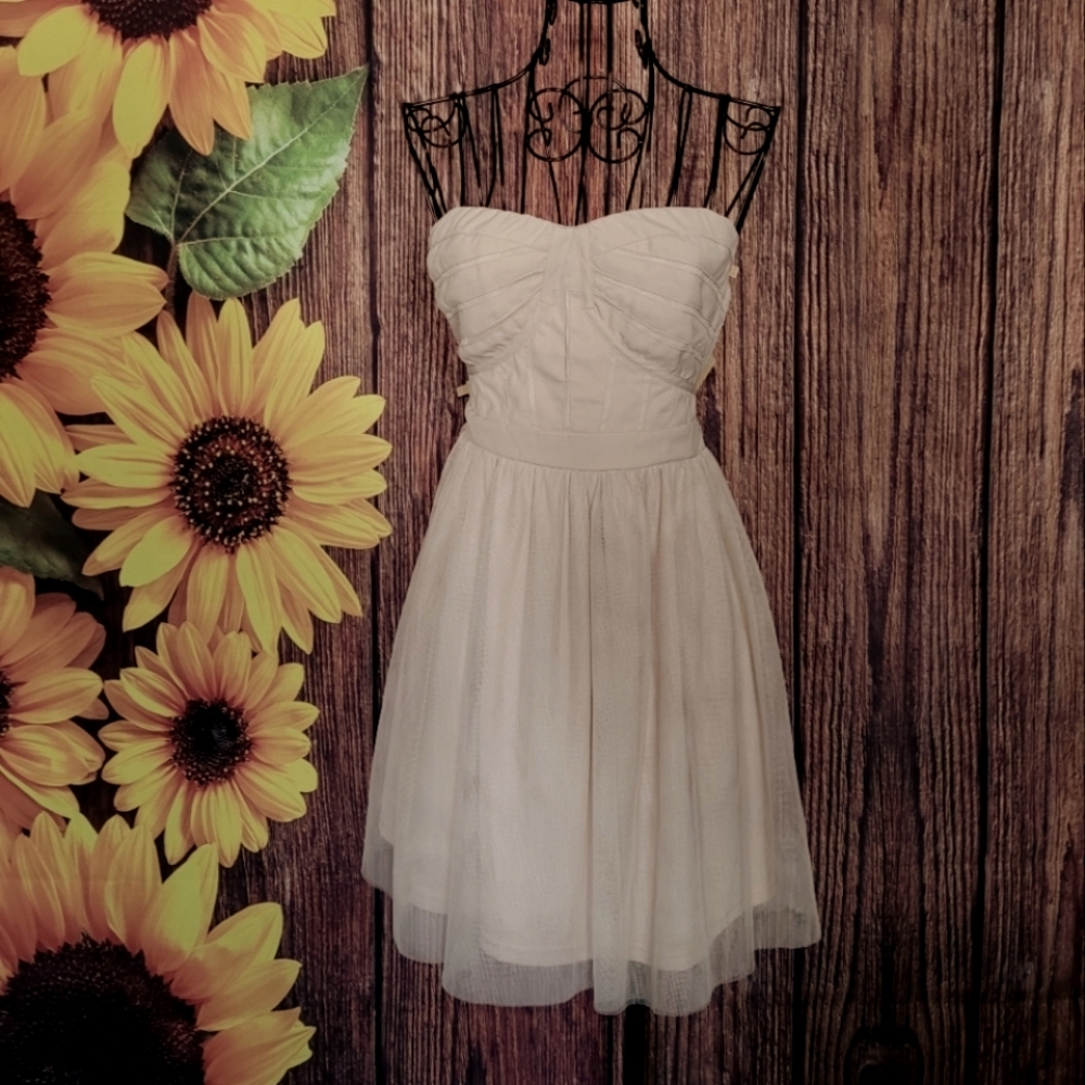 BCB Generation Cream Strapless Gown